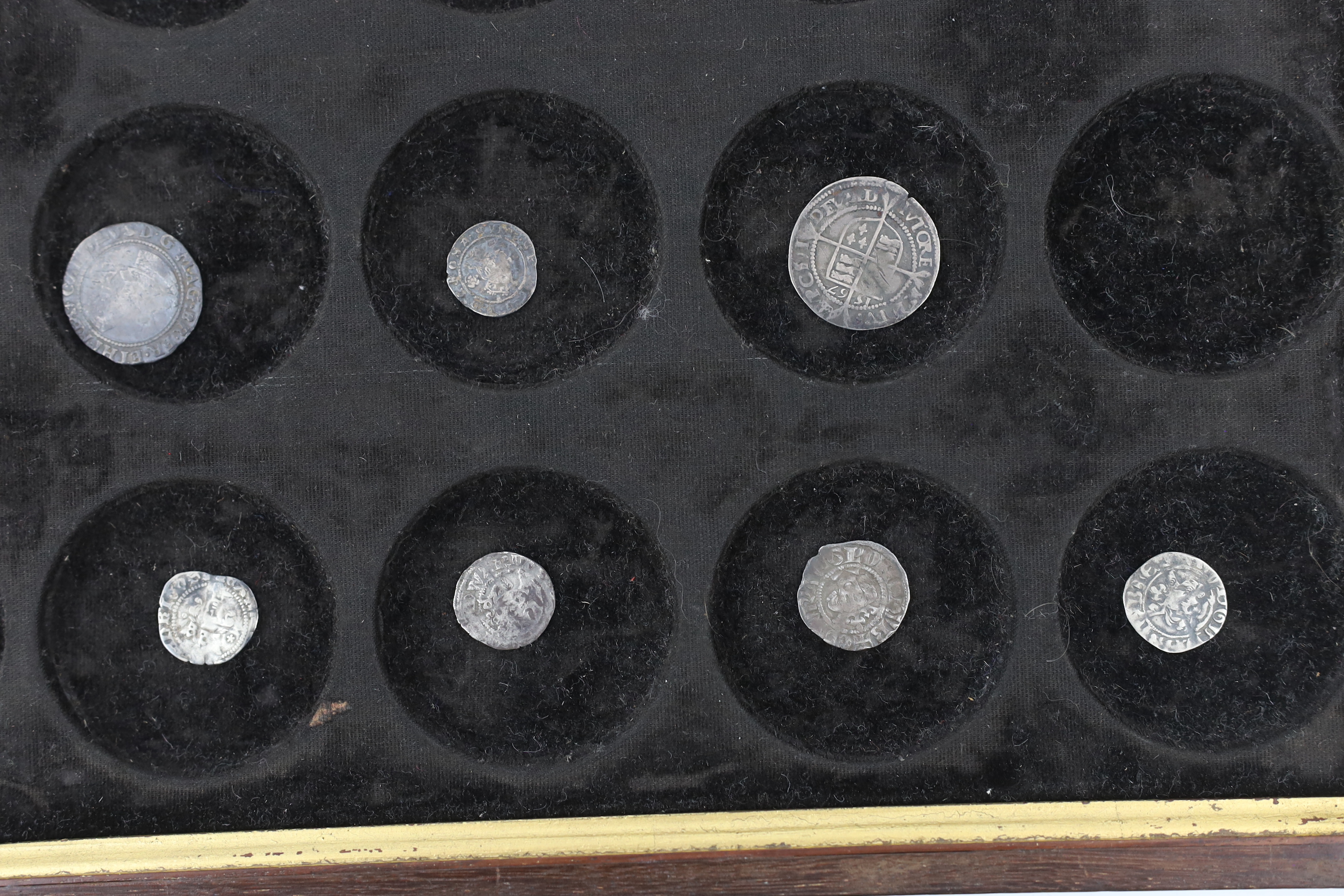 British hammered silver coins, to include five long cross pennies, Elizabeth I groat 1567, Elizabeth I penny 1575, James II shilling together with Charles II of Spain Catalonia groat 1687 (9)